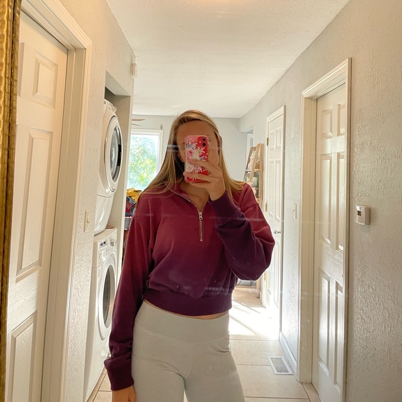 Victoria’s Secret cropped quarter zip - Picture 3 of 3